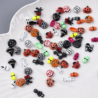 Lianfudai New 10pcs/Bag Halloween Alloy Spray Painted Nail Art Decoration Accessories Cute Funny Cartoon Pumpkin Skull Head Wizard Charms