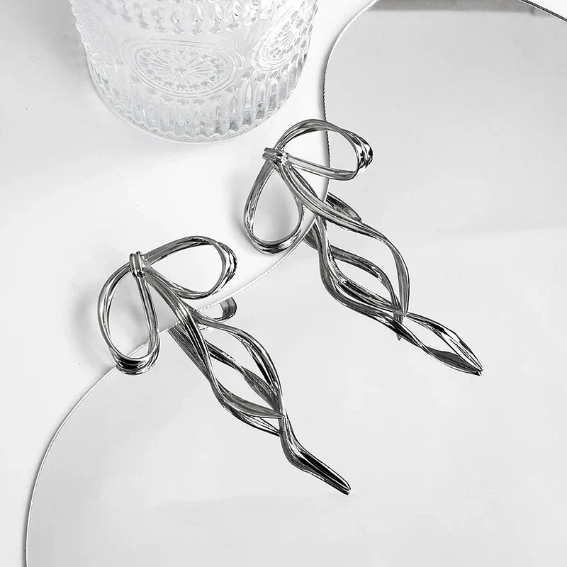 sengpan Korean Design Fashion Simple Silver Color Metal Line Bow Earrings Elegant Big Long Bowknot Drop Earrings Female