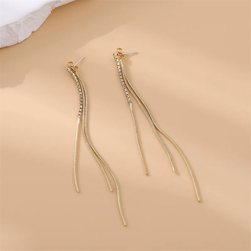 Lianfudai New Luxury Gold Color Long Tassel Earrings Trendy Korean Fashion White Zircon Ear Wire Women Accessories Earring Jewelry Gifts