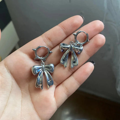 sengpan Punk Rivet Hoop Bowknot Drop Earrings for Women Y2K Cute Charms Drop Earrings Grunge Fashion Jewelry