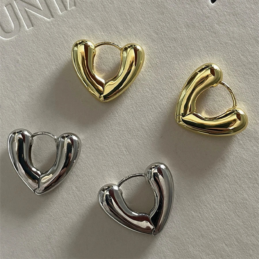 sengpan New Trendy Minimalist Golden Silver Heart Earrings for Women Exquisite Alloy Studs Niche Design Elegant Party Jewelry Gifts