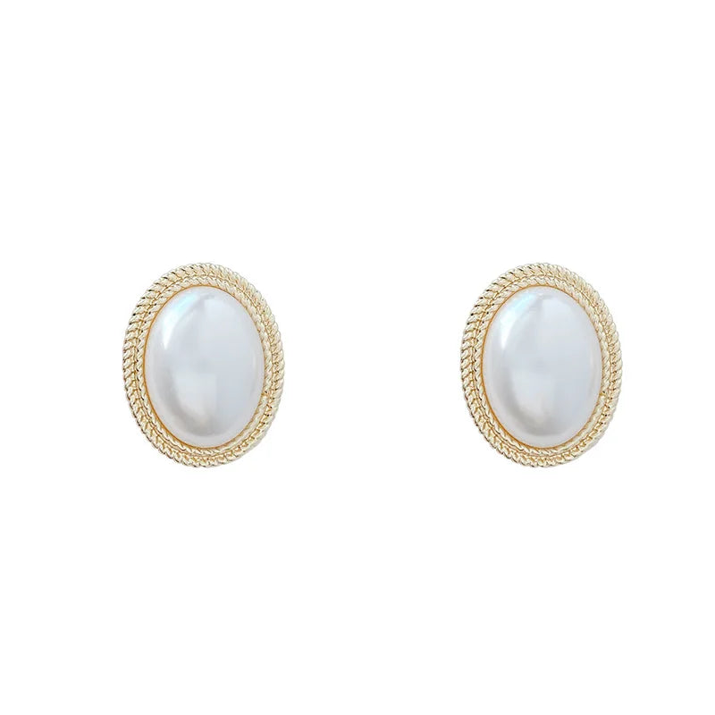 sengpan Temperament Pearls Earrings Lady Retro Oval Pearl Earrings Hoop Elegant Design Ear Rings Luxury Jewelry