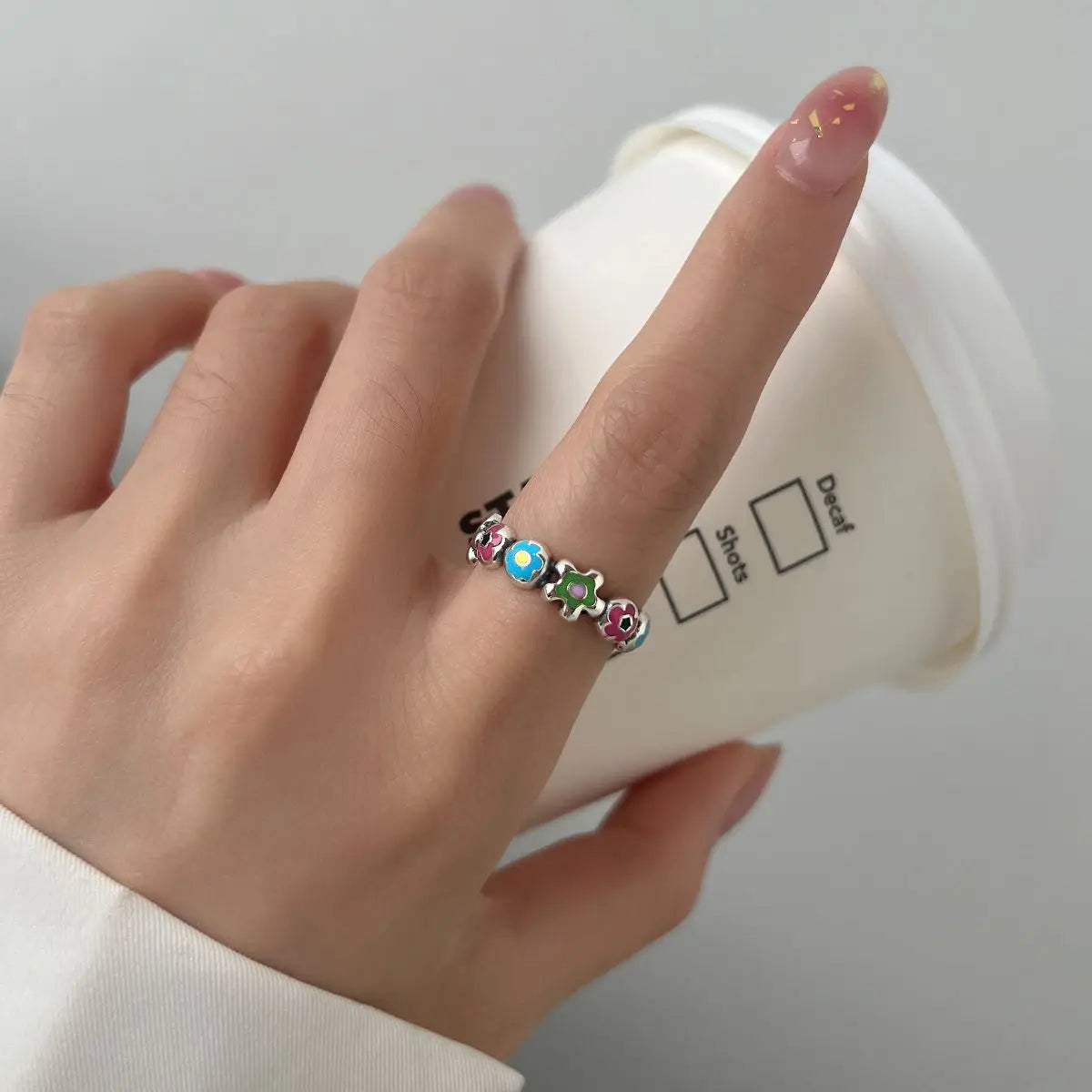 sengpan Minimalist 925 Sterling Silver Flolwer Rings for Women Fashion Creative Hollow Irregular Geometric Birthday Party Jewelry Gifts