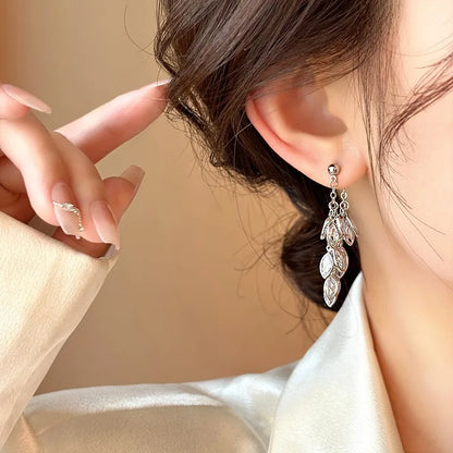 sengpan Silver Color Luxury Zircon Tassel Hoop Earrings for Women Elegant Korean New Design Fashion Jewelry Evening Party Accessories