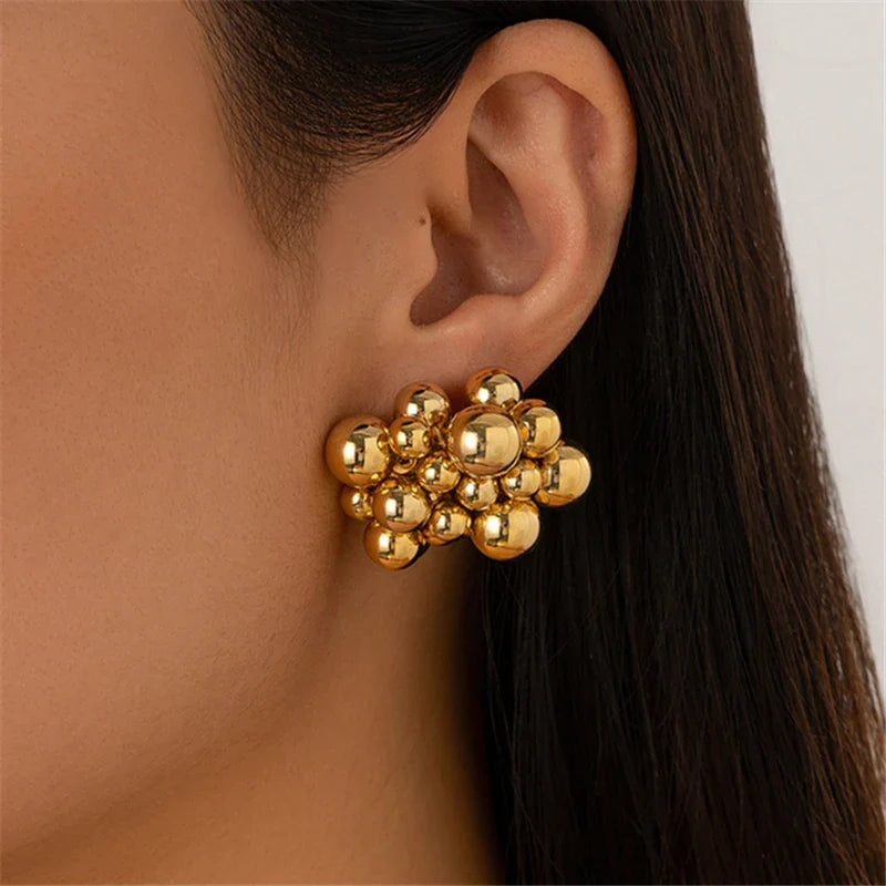 Lianfudai metal geometric beaded earrings for women, exaggerated hot-selling bead earrings, versatile 2024