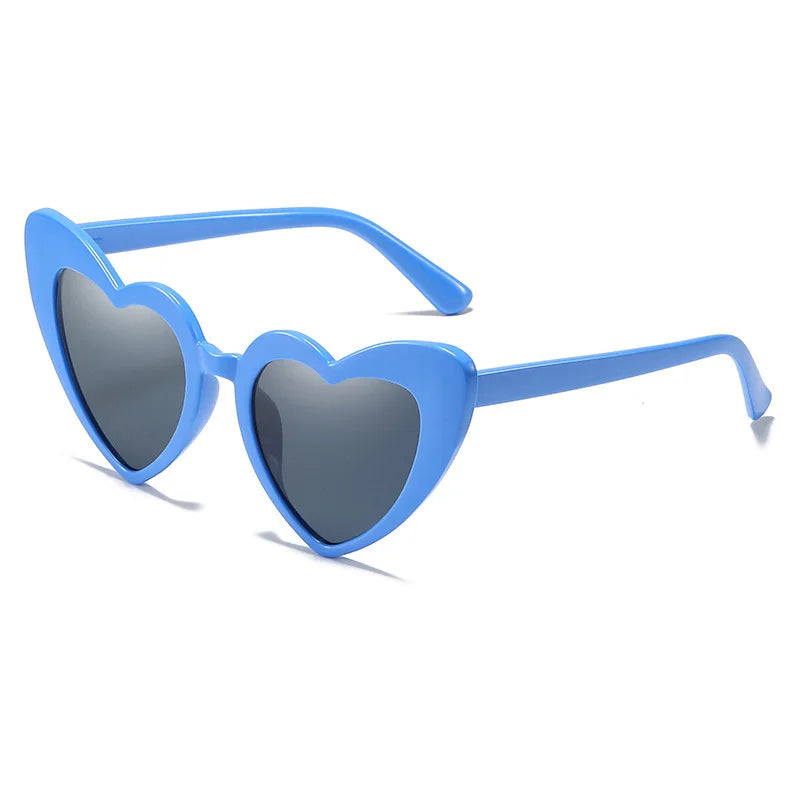 Lianfudai New Large heart Sunglasses Women Vintage Brand Designer Sun Glasses Shades Female UV400 hot sale Funny versatile sunglasses