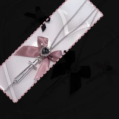 sengpan 2024 New Love Heart Bowknot Metal Syringe Pendant Necklace for Women Dark Lolita Cool Trend Jewelry Gothic Fashion Accessories