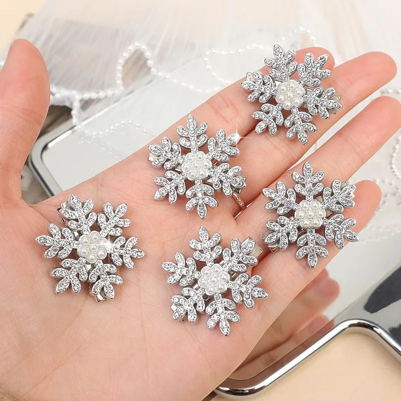 sengpan White Snowflake Pearl Hair Clip Winter Girls Small Sweet Cute Bobby Pin Women Fashion Retro Flower Hairside Headwear Accessories