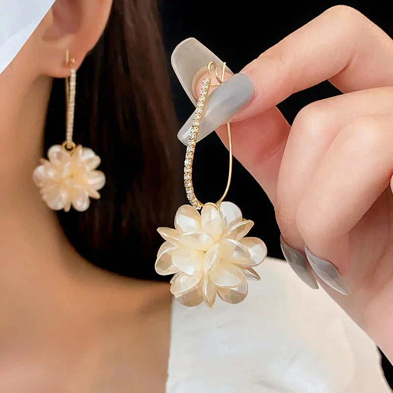 sengpan Summer Long Flower Earrings Hand-made Pearl Beaded Korean Fashion Shiny Earrings Sweet Jewelry Gifts