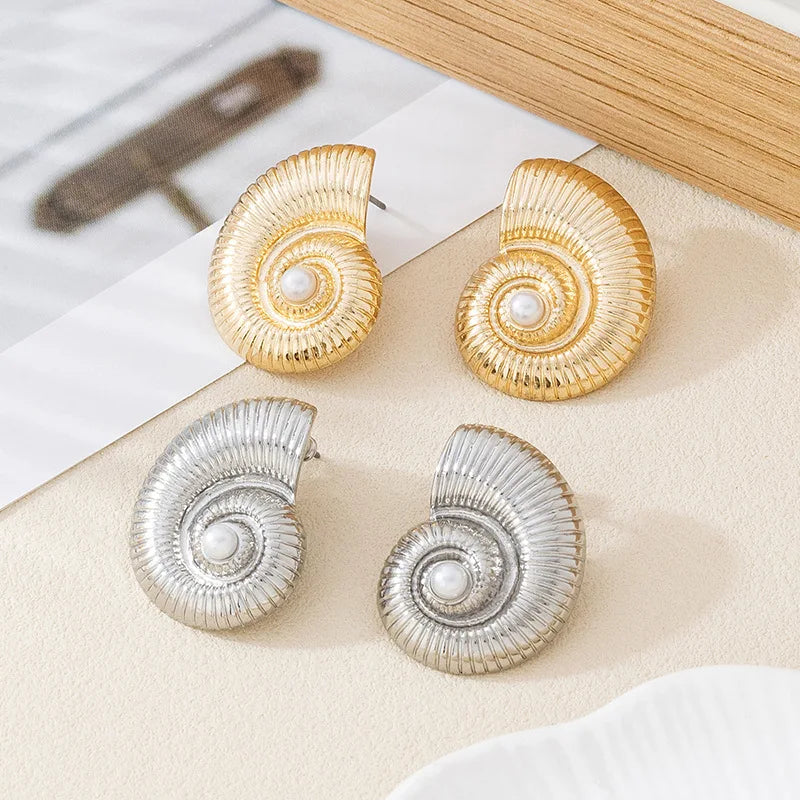 Lianfudai Spiral snail earrings imitation pearls high-end simple earrings fashionable retro ladies beautiful jewelry 2024