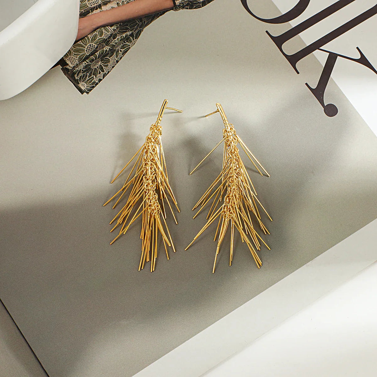 sengpan Multilayer Metal Fringe Earrings for Women Fashion Luxury Gold Color Long Tassel Earrings Statement Party Jewelry