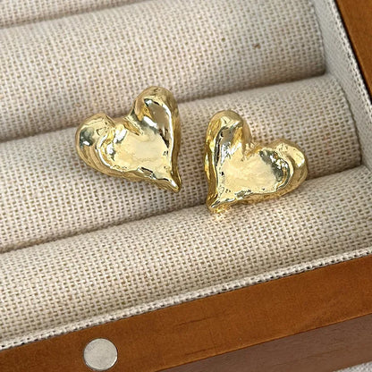 sengpan Women's Exaggerated Heart Earring Delicate Trendy Metal Style Jewellery Classic Charm Earrings Exquisite Vintage Jewelry