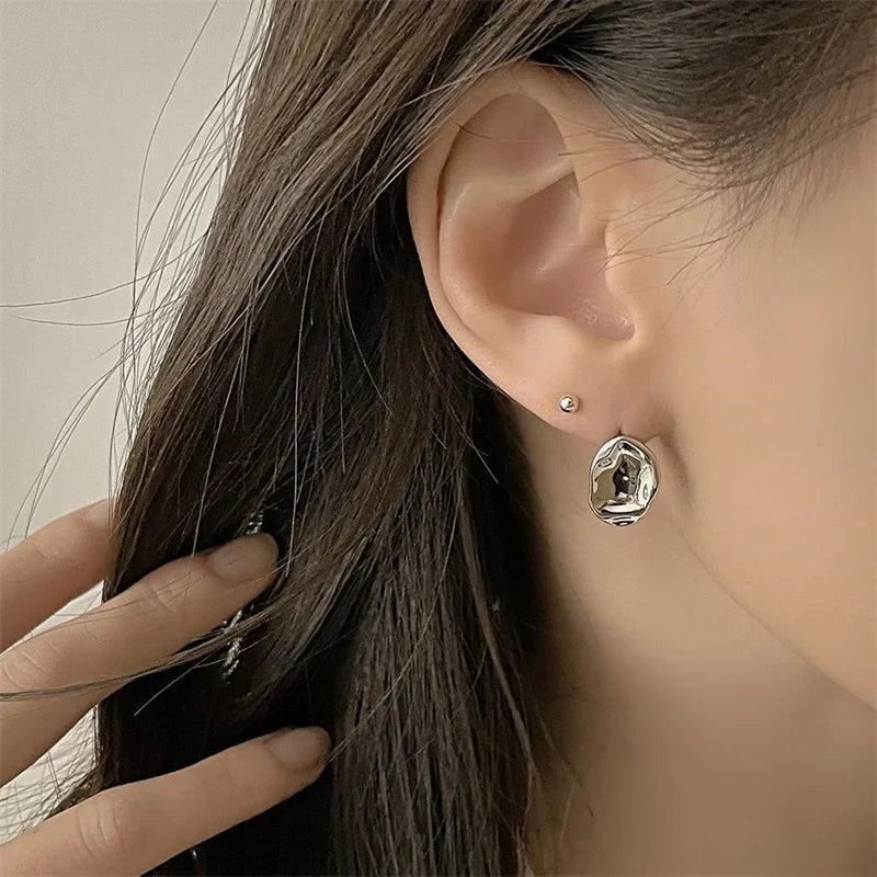 sengpan Korean Trend Metal Heart Stud Earrings for Women Punk Elegant Minimalist Smooth Love Eardrops Girl Party Jewelry Couple Gifts