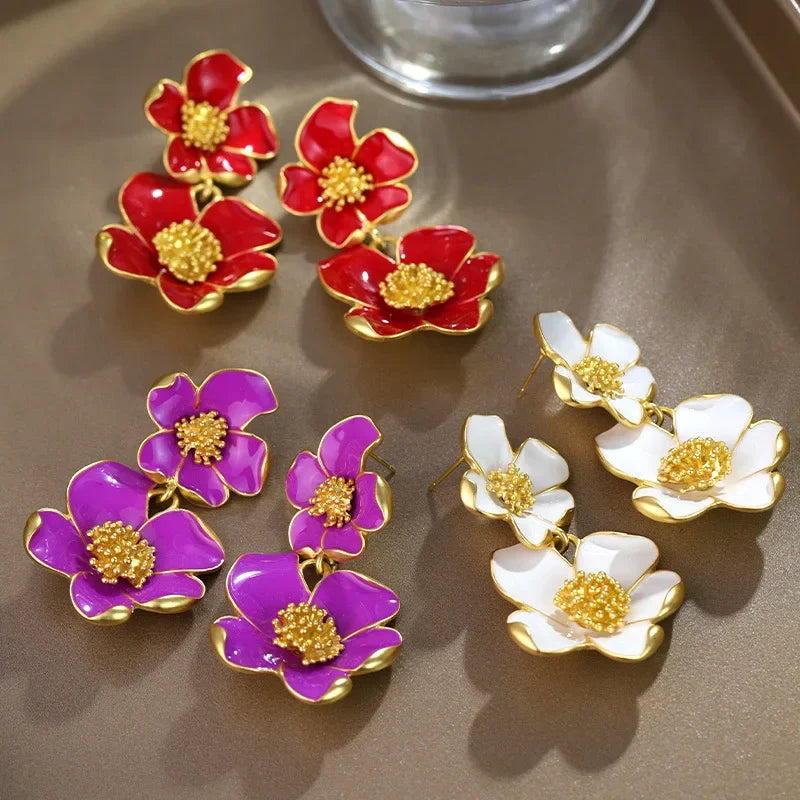 Lianfudai New Retro Flower Red and White Earrings Necklace Set