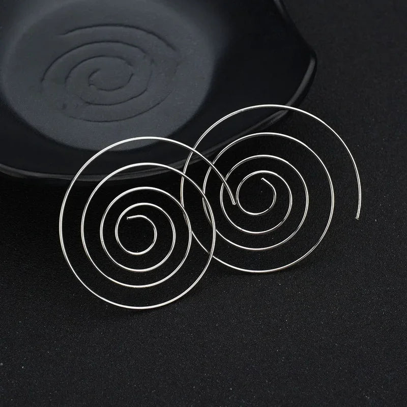 sengpan  Women Cute Unique Temperament Round Spiral Earrings Romantic Alloy Simplicity Aestheticism Geometric Dangler