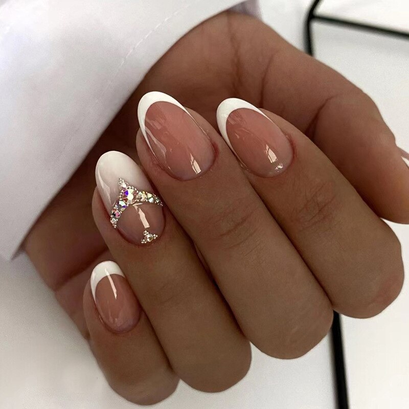 Lianfudai current nail trends 2023  24Pcs Glitter French Fake Nails Oval Shape Press on Nails Short White French Almond False Nails Wearable Full Cover Nail Tips