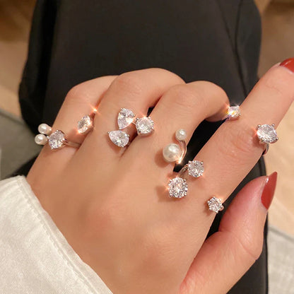 Lianfudai New Trendy Crystal Pearl Ring Butterfly Opening Rings Girls Fashion Shiny Zircon Jewelry Female Wedding Jewelry Gifts