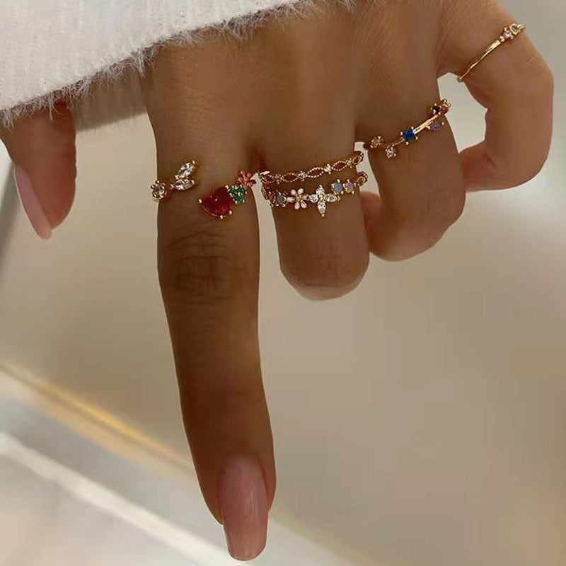 sengpan Bohemian Geometric Rings Sets Crystal Star Moon Flower Butterfly Constellation Knuckle Finger Ring Set For Women Fashion Jewelry