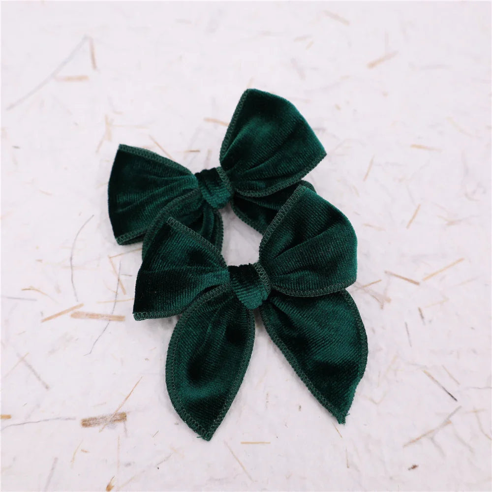 sengpan Small Velvet Fable Bow Hair Clips for Toddler Baby Girl Kids Christmas Velvet Hair Bow Alligator Clips Accessories