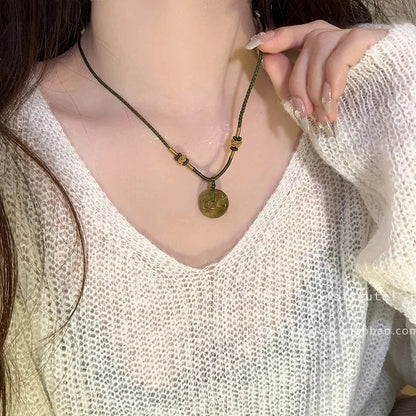 Lianfudai New Chinese style beaded butterfly necklace with a new high-end design niche sweater chain, women's summer collarbone chain