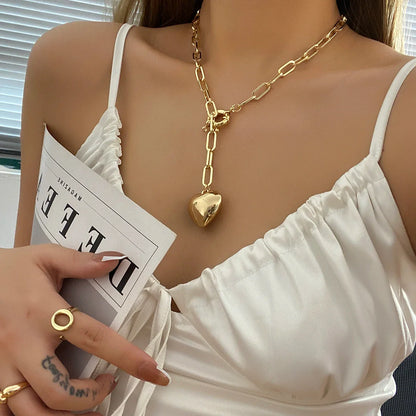 Lianfudai New Design Big Love Heart Brushed Alloy Metal Pendant Necklace for Women 2022 Creative Long Chain Clavicle Chain Fashion Jewelry