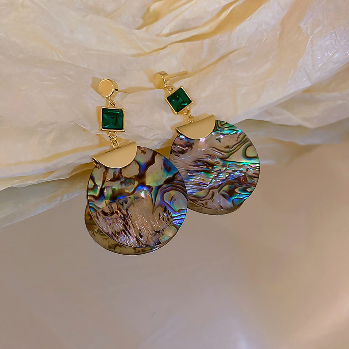 sengpan Vintage Big Long Round Abalone Shell Drop Earrings for Women Green Crystal Geometric Pendant Earring Unusual Jewelry