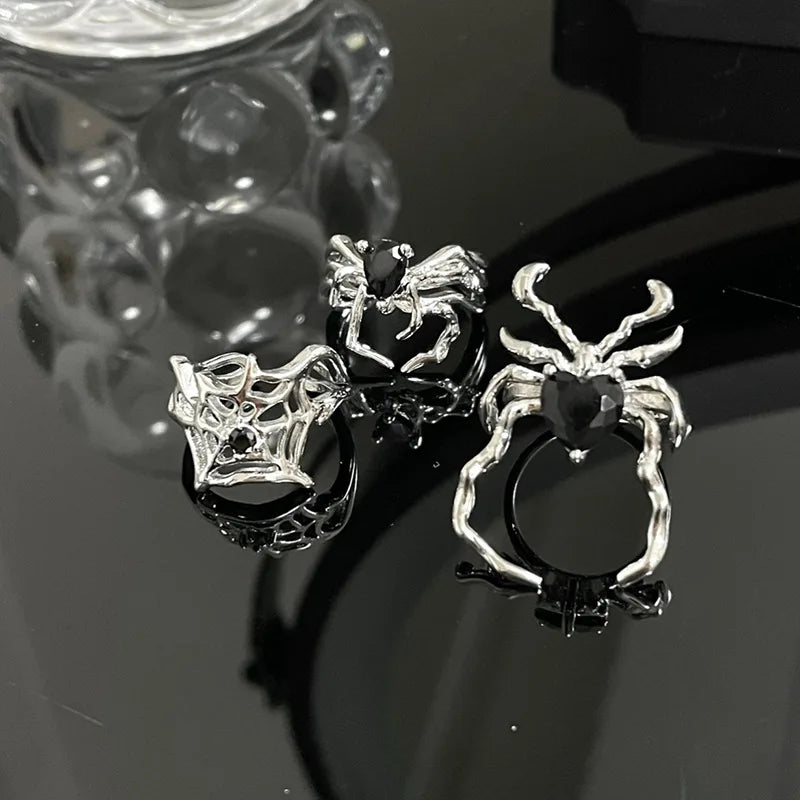 sengpan  Gothic Punk Irregular Spider Webs Zircon Opening Ring Women Black Crystal Dark Animal Rings Hip Hop Fashion Party Finger Jewelry