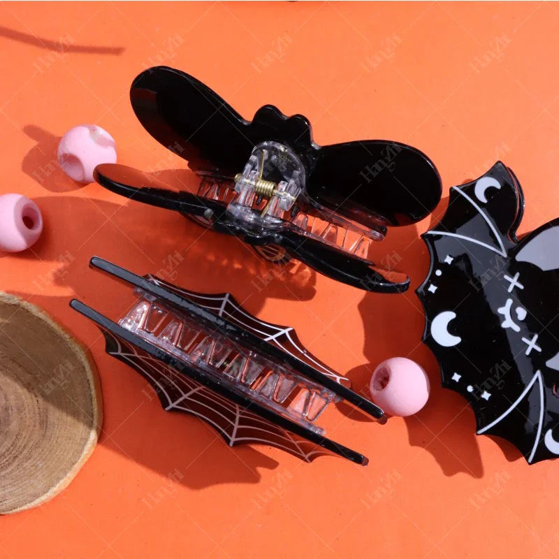 Lianfudai Dark Dragonfly Bat Spider Web Hair Clips Horror Exaggerates Halloween Hair Accessories for Women Kid New Funny Hairpin