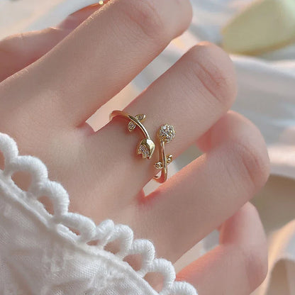 sengpan Unique Delicate Flower Opening Adjustable Rings For Women Silver Color Minimalist Finger Ring Engagement Jewelry Female Gift