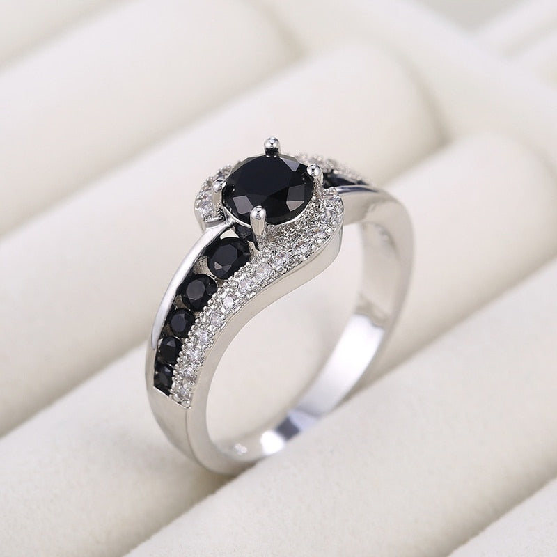 sengpan Personality Silver Color Black Stone Women Wedding Ring Dazzling Crystal Zircon Delicate Gift Top Quality Female Classic Jewelry