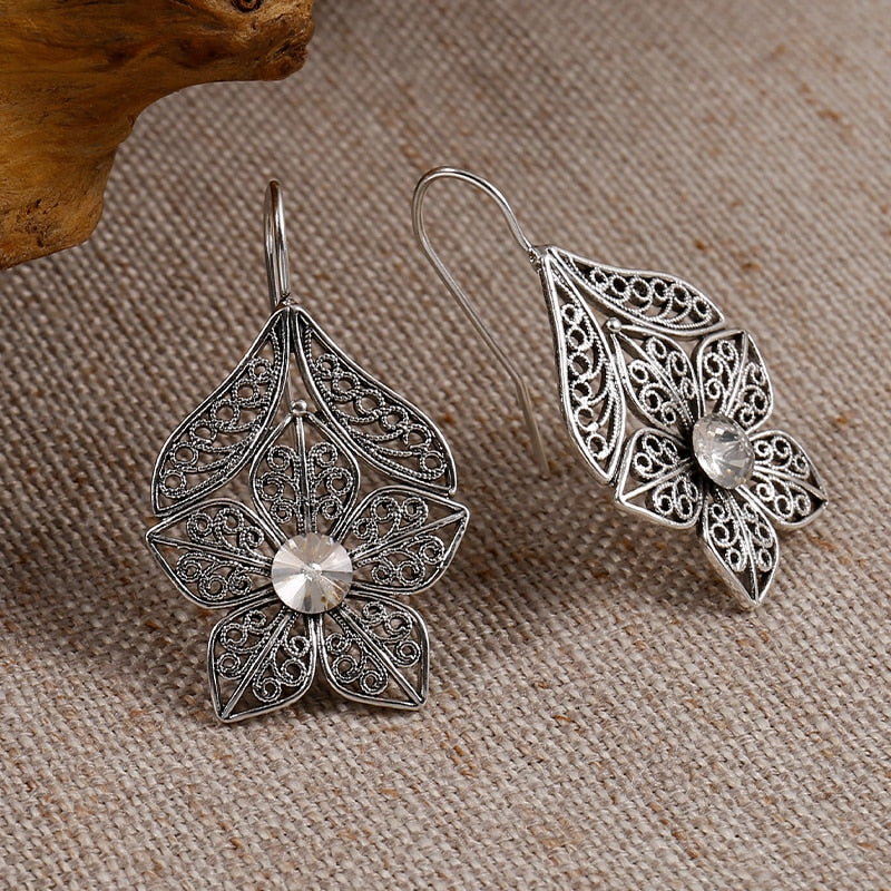 sengpan New Lotus Silver Color Earrings Elf Jewelry Fashion Floral Design Ladies Pendant Earrings Gift