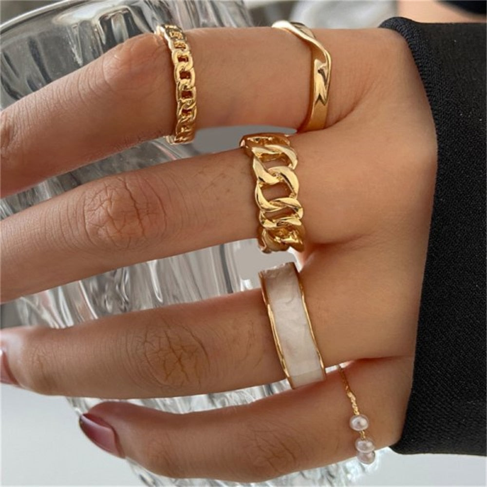 sengpan Bohemian Gold Color Butterfly Rings Set For Women Fashion Shiny Crystal Geometric Flower Knuckle Finger Ring Jewelry Adjustable