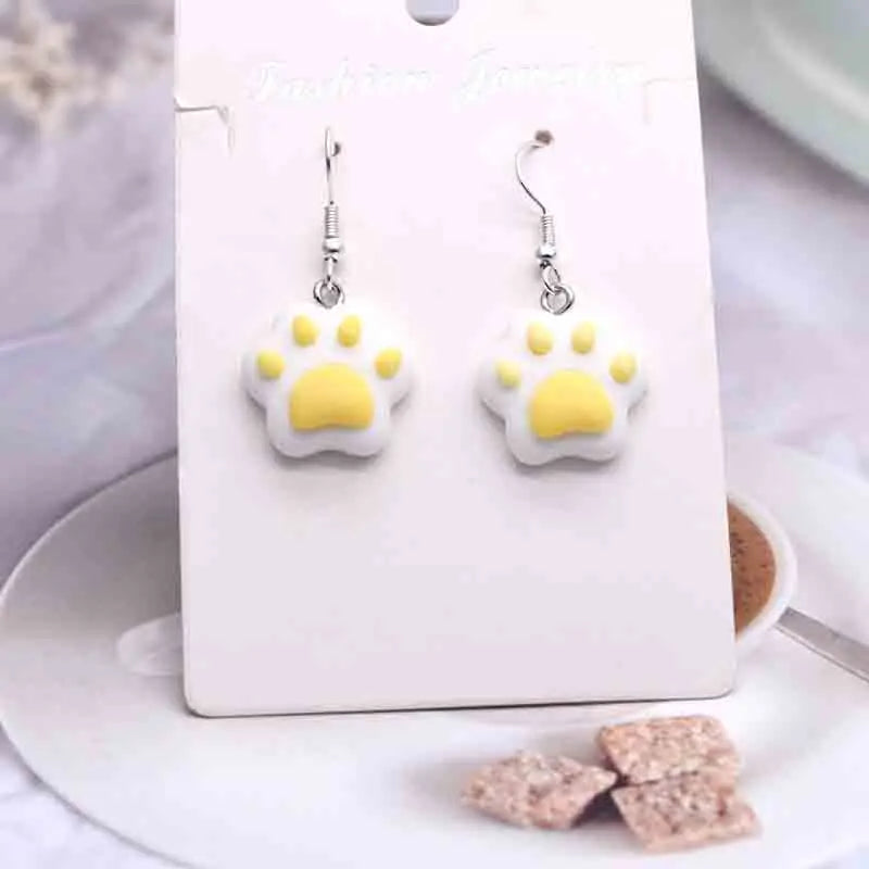 sengpan 20*22mm  Earring For Women 3D Simulation Resin Handmade Mini Cartoon Cat Paw Drop Earrings Funny Gift