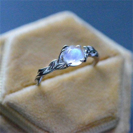 sengpan Romantic Lovely Female Temperament Sense Metal Ring Bohemian Vine Branches And Leaves Inlaid Moonstone Ring Gift Jewelry For Her