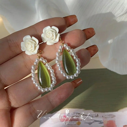 sengpan Cute Summer Beach White Flower Pendant Earrings for Womne Wedding Party Aesthetic Jewelry