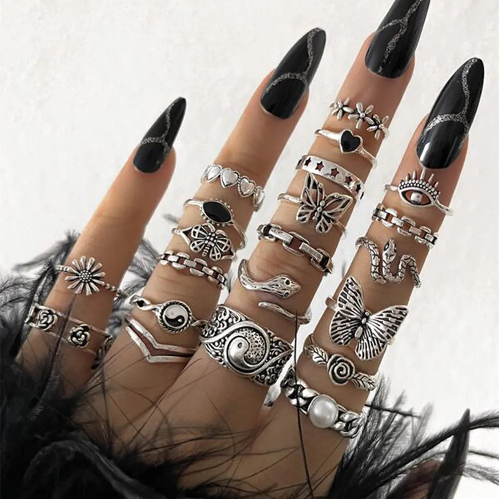 sengpan 21pcs/set Punk Gothic Butterfly Snake Heart Rings Set For Women Men Vintage Silver Plated Geometric Finger Rings Party Jewelry