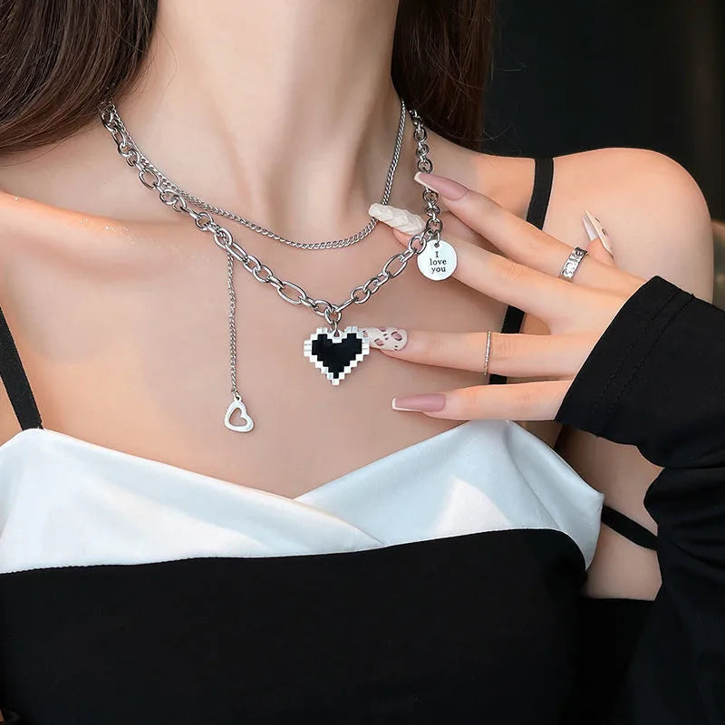 Lianfudai Gothic Heart Love Pendant Necklace for Women 2024 Korean Fashion Vintage Party Jewelry Birthday Gift Kpop One Piece Chain Choker