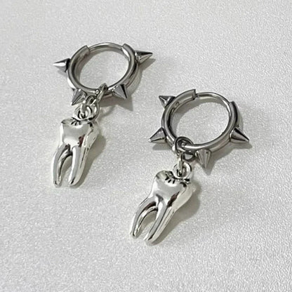 sengpan Retro Style Y2K Rivet Hoop Huggies Gothic Tooth Dangle Earrings for Women Club Party Jewelry