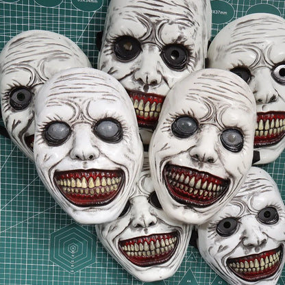 sengpan Horror The Exorcist Smiling Face Demon Mask Cosplay Evil Creepy Ghost Skull Plastic Masks Halloween Carnival Party Costume Props