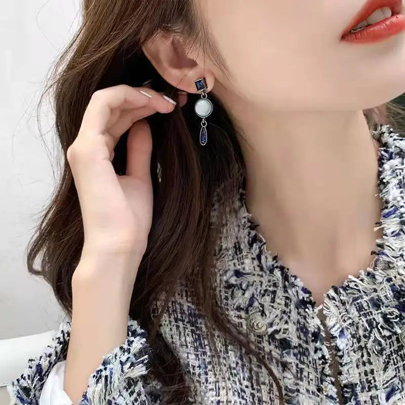 sengpan  Korean Light Luxury Blue Retro Crystal Eardrop Exquisite Simple Silver Color Earrings For Woman  Jewelry Accessories