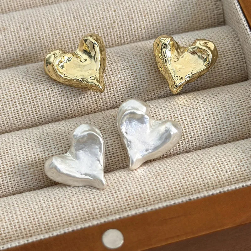 sengpan Women's Exaggerated Heart Earring Delicate Trendy Metal Style Jewellery Classic Charm Earrings Exquisite Vintage Jewelry