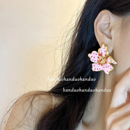 sengpan Exquisite Vintage Pink Flower Earring Classic Korean Style Earrings for Women Romantic Charm Jewellery Delicate Elegant Jewelry