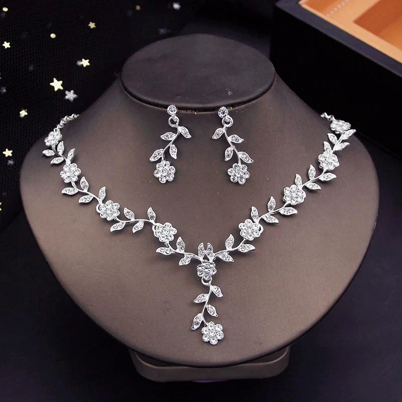 sengpan Rhinestone Bride Jewelry Sets for Women Luxury Flower Choker Necklace Earrings Wedding Dress Bridal Necklace Sets Fashion