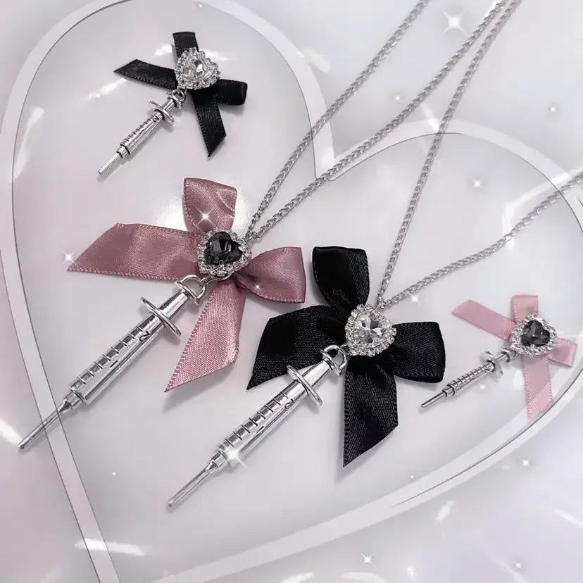 sengpan 2024 New Love Heart Bowknot Metal Syringe Pendant Necklace for Women Dark Lolita Cool Trend Jewelry Gothic Fashion Accessories