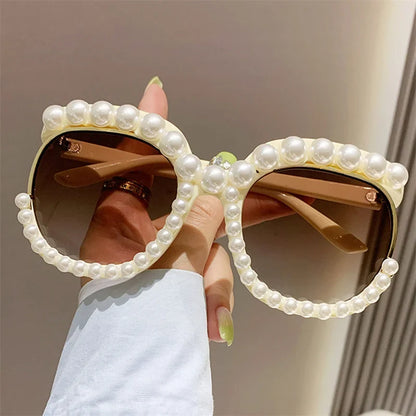 sengpan Fashion Retro Heart-Shaped Imitation Pearl Frame Sunglasses UV400 Women Cat Eye  Eyewear Trendy Beach Party  Sun Glasses