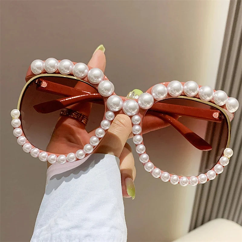 sengpan Fashion Retro Heart-Shaped Imitation Pearl Frame Sunglasses UV400 Women Cat Eye  Eyewear Trendy Beach Party  Sun Glasses