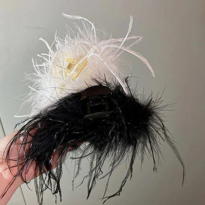 Lianfudai Sweet Ostrich Feather Hair Clip Female White Black Shark Hair Claw Headwear Women Hair Accessories 2023 Summer Hair clip