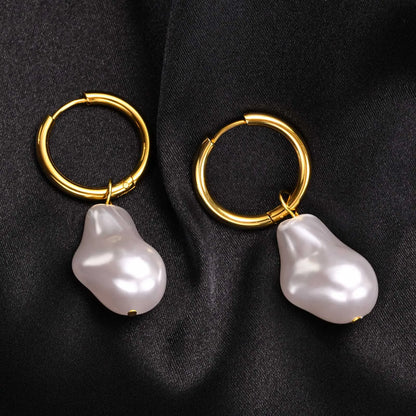 sengpan Pearl Earrings, Simulated Pearl Huggie Hoop Earrings, Chunky Irregular Statement Pearl Earrings for Men Women