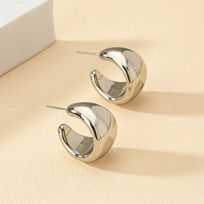 sengpan Korean Trend Metal Heart Stud Earrings for Women Punk Elegant Minimalist Smooth Love Eardrops Girl Party Jewelry Couple Gifts