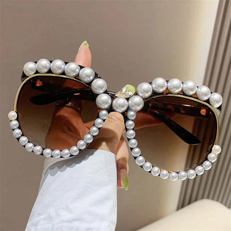 sengpan Fashion Retro Heart-Shaped Imitation Pearl Frame Sunglasses UV400 Women Cat Eye  Eyewear Trendy Beach Party  Sun Glasses